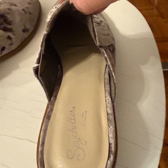 Crushed Velvet Size 10 Mules by Seychelles - Picture 11 of 12